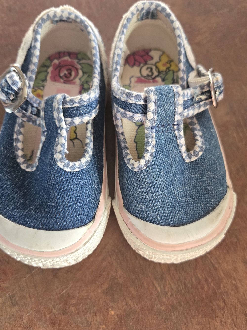 Crayola Vintage Denim Gingham T-Strap Mary Jane Toddler Shoes - Size 3C EUC